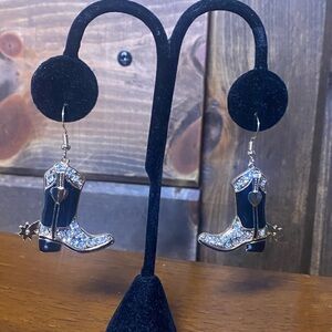 Rhinestone Cowboy Boot Dangle  Earrings 🤠New!!🤠